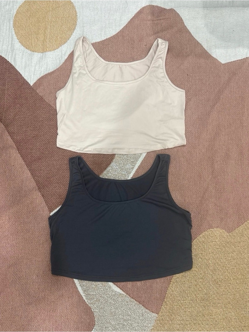 SHEIN Two-Pack Scoop Neck Cropped Tank Tops - Black & Cream